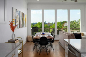 NEW Urban Elegance - Scenic 2BR City Views